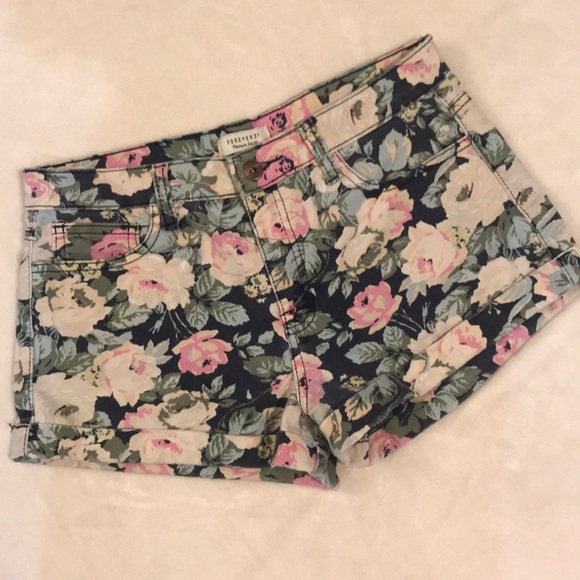 Forever 21 Pants - Forever 21 premium denim floral shorts